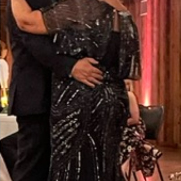 Navy and silver gown, unique and beautiful! Mother of the groom, worn once, 14 - Picture 7 of 8
